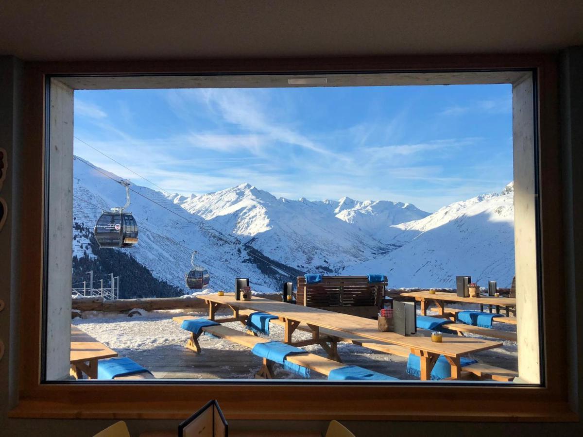Alpine Haus Apartamento Göschenen Exterior foto